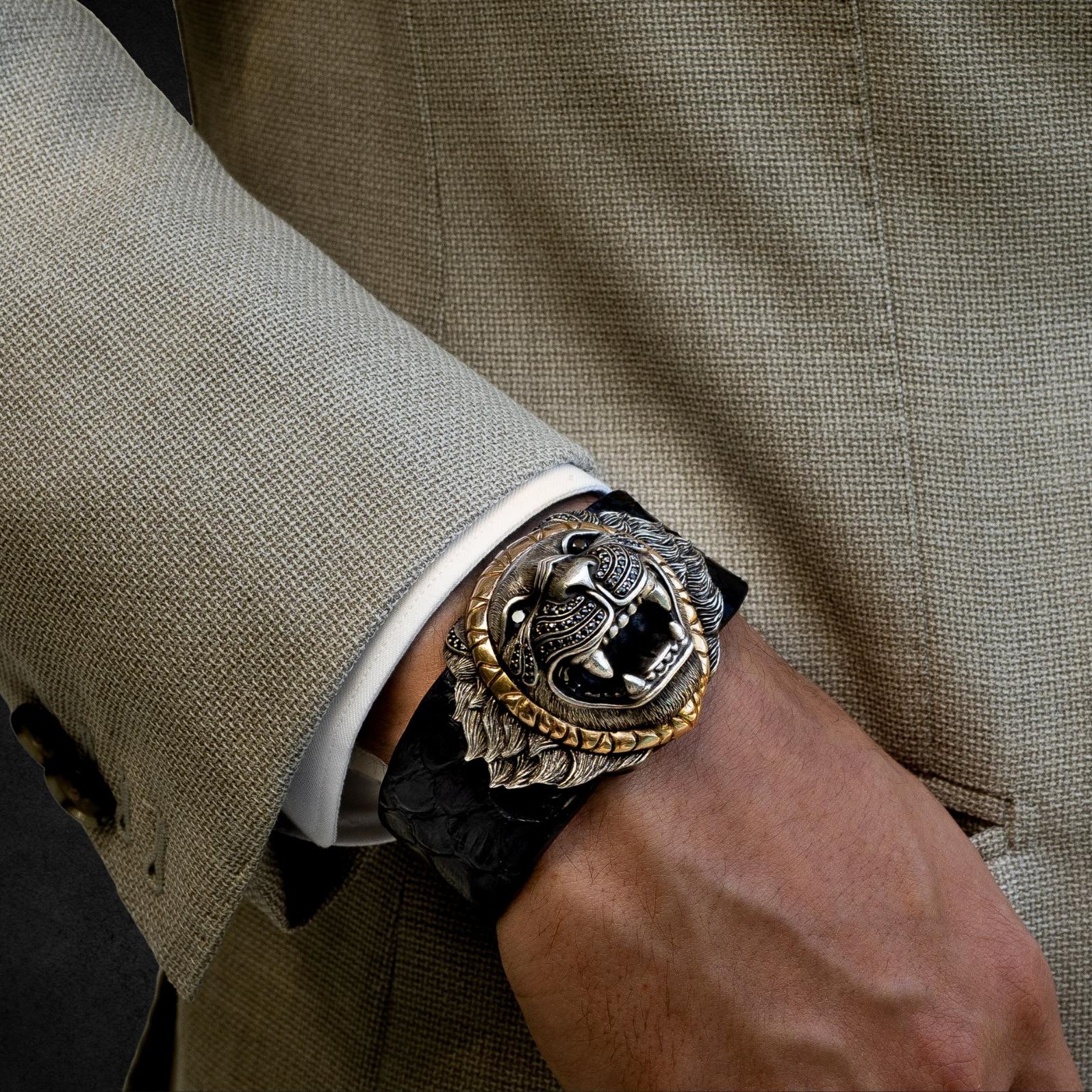 Lion Bracelet with Black Diamonds